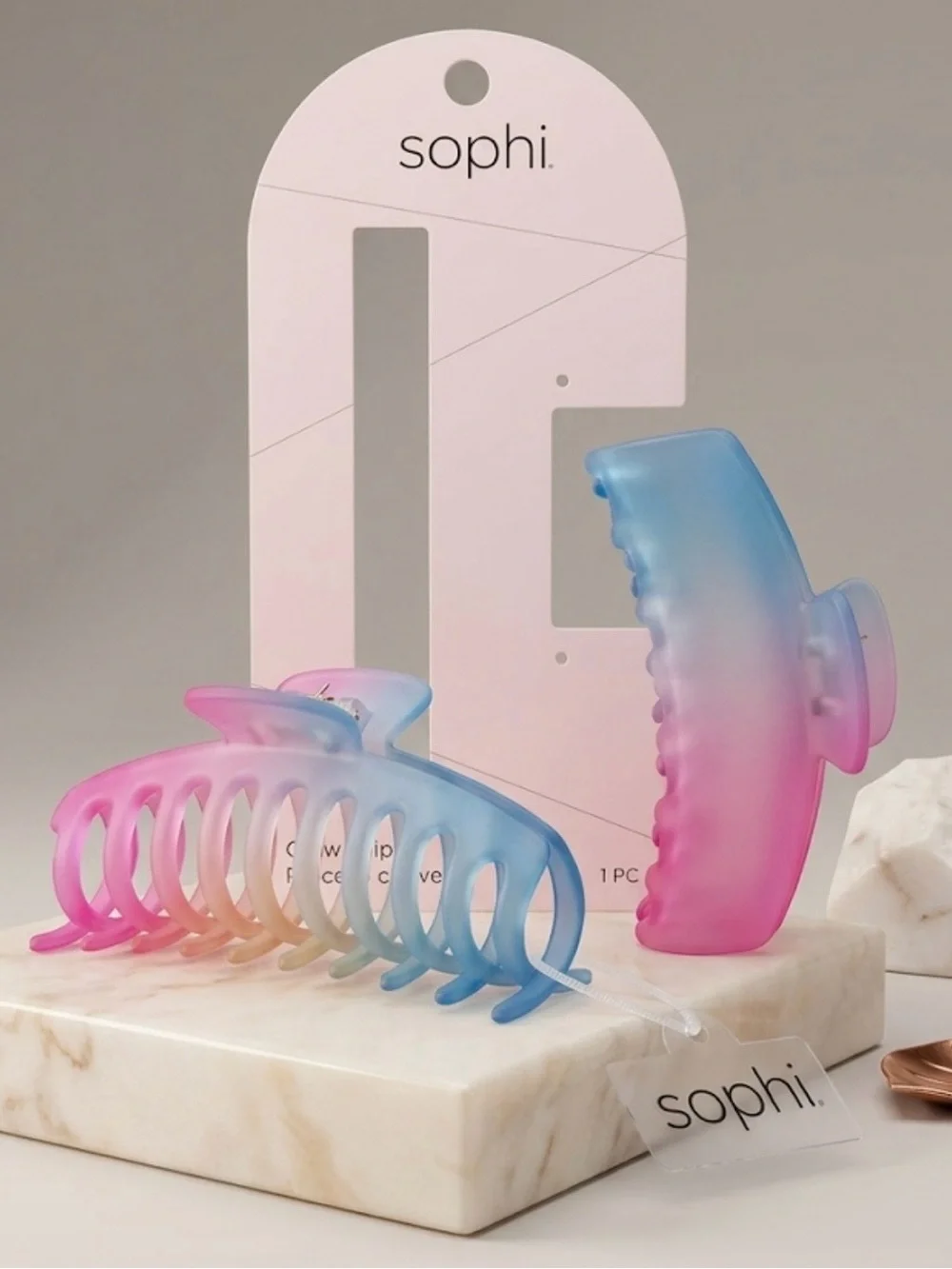 NWT Sophi Rainbow Gradient Matte Hair Claw Clip – Brand New